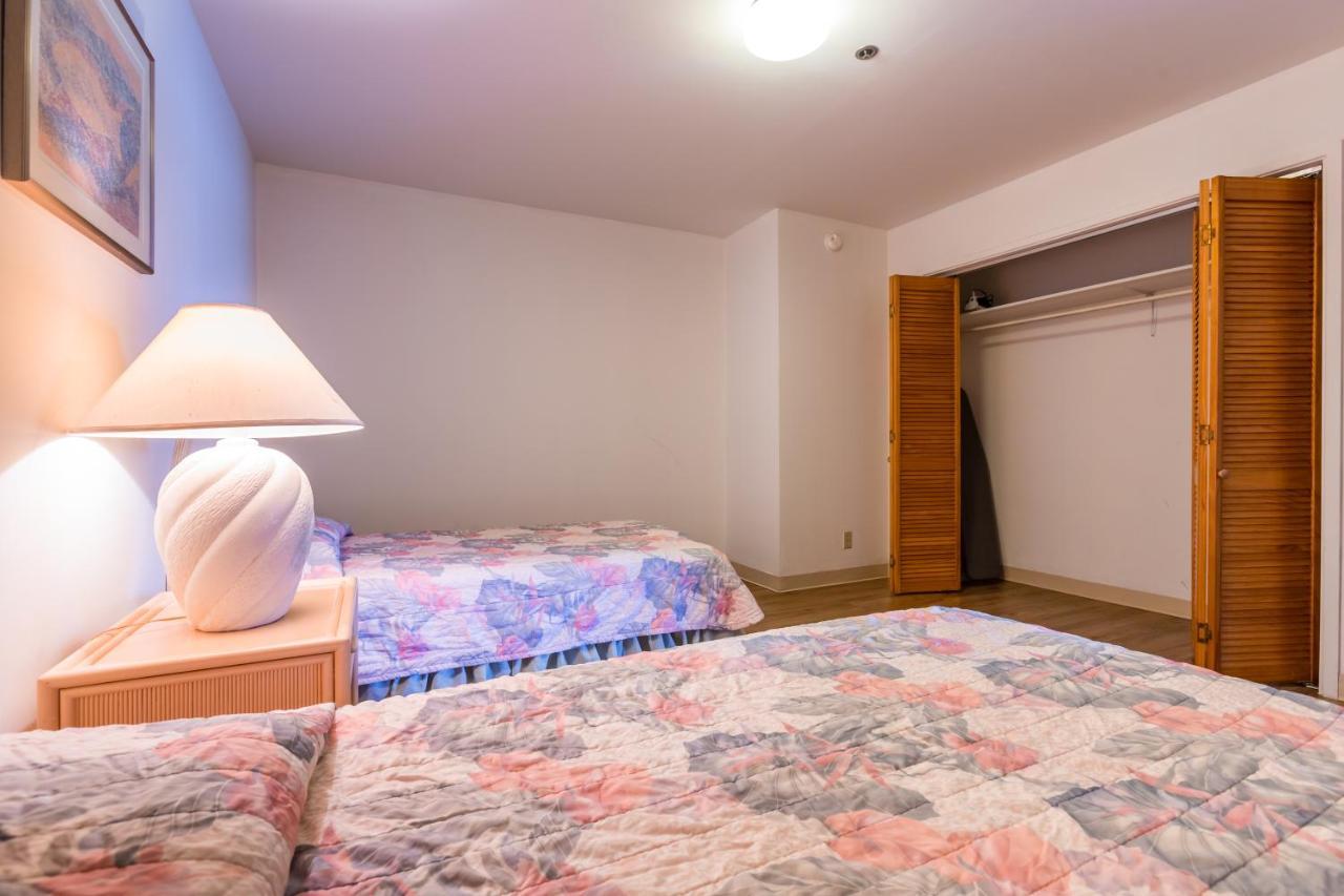 Alupang Beach Tower Тамунинг Екстериор снимка