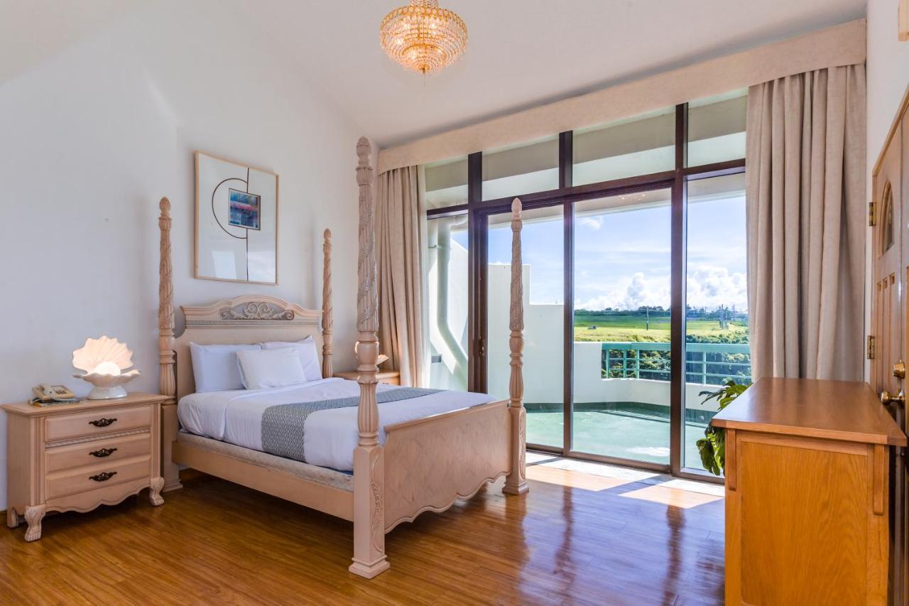 Alupang Beach Tower Тамунинг Екстериор снимка